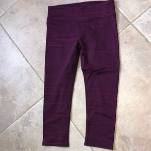 Fabletics crop yoga pants - leggings. Small